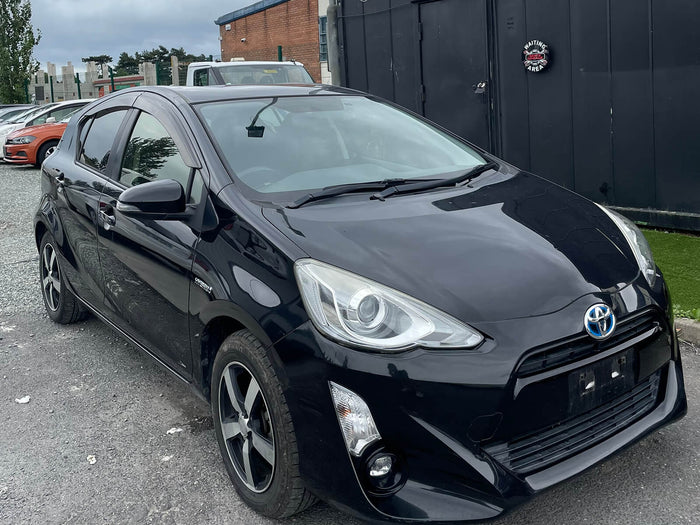 2015 Toyota Aqua 1.5 Hybrid Automatic