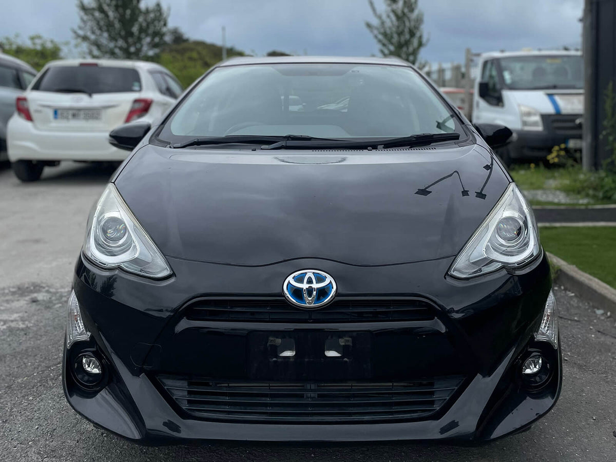 2015 Toyota Aqua 1.5 Hybrid Automatic