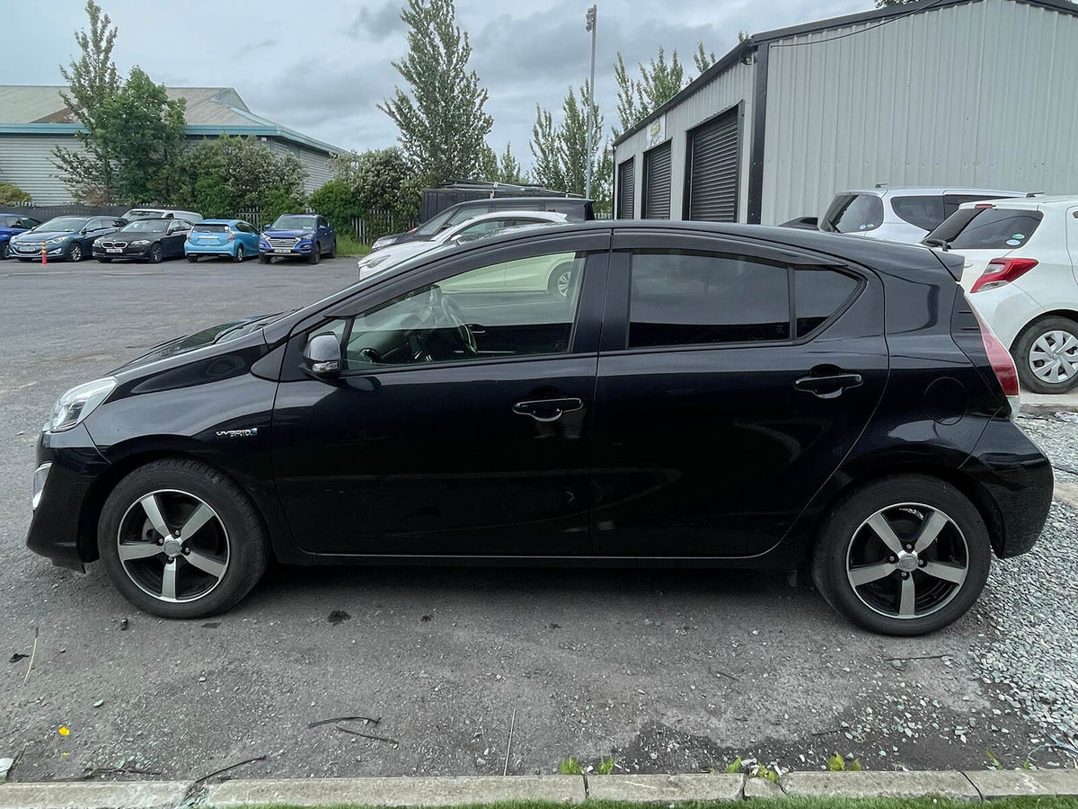 2015 Toyota Aqua 1.5 Hybrid Automatic