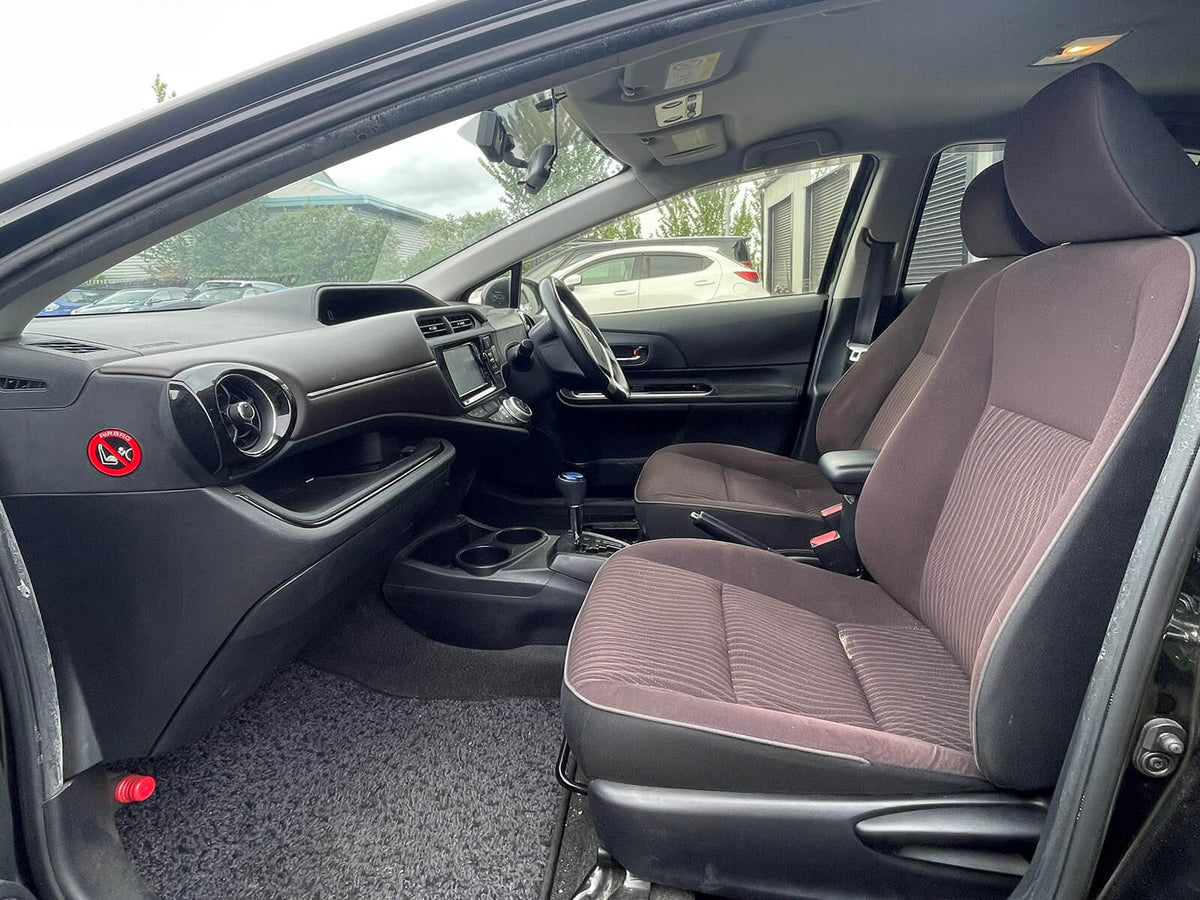2015 Toyota Aqua 1.5 Hybrid Automatic