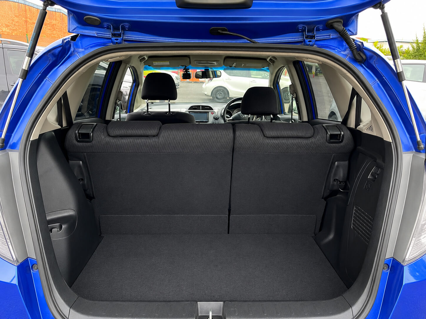 2013 Honda Fit 1.3 Hybrid Automatic
