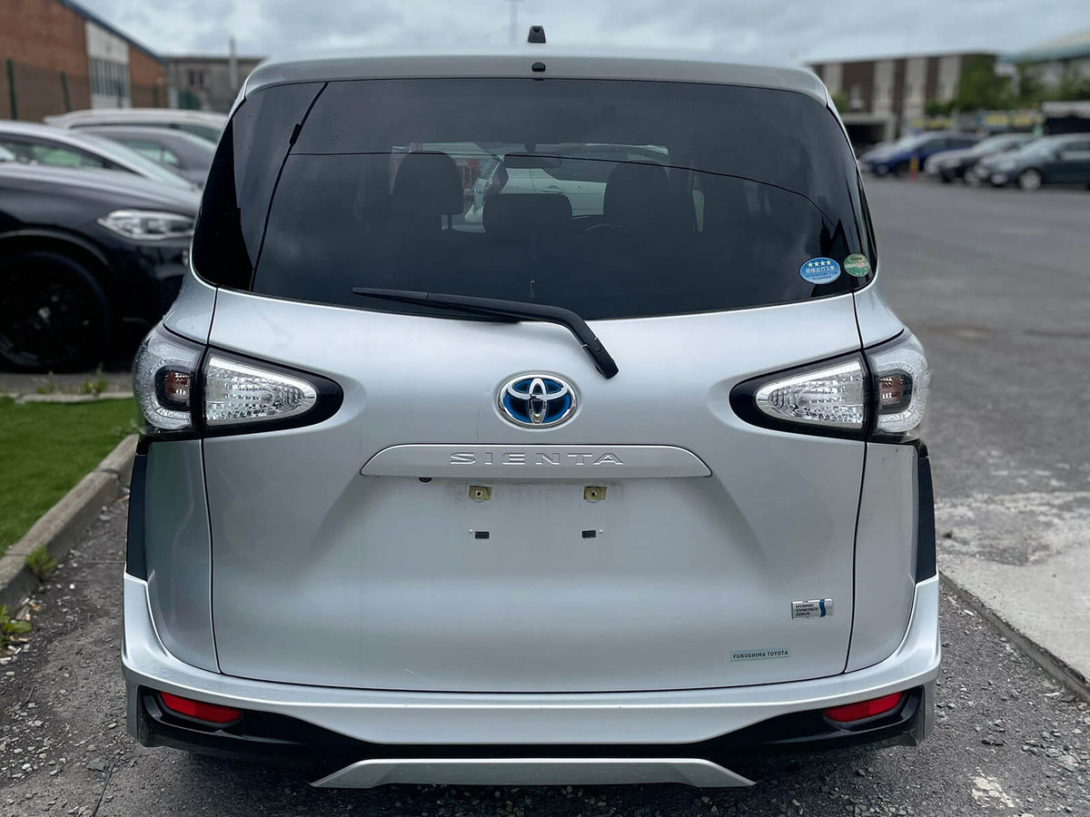 2016 Toyota Sienta 1.5 Hybrid Automatic