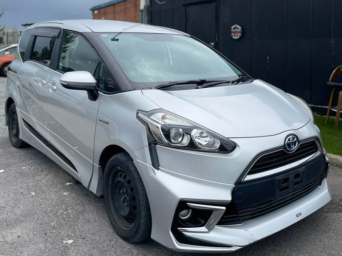 2016 Toyota Sienta 1.5 Hybrid Automatic